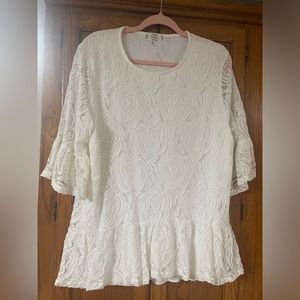 Plus women’s 2x cream top